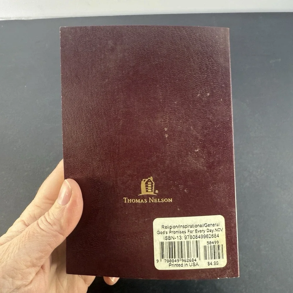 God's Promises for Every Day-New Century Version Thomas Nelson Pocket Paperback